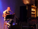 I Muestra de Cultura Catalana en Uruguay  23/04 - Enric Hernàez en concierto en el café La Diaria