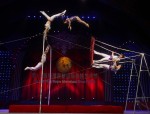 3er Festival Internacional del Circo Ciudad de Figueres National Circus of Pyongyang. Báscula con barra fija. DPR of Korea. 
